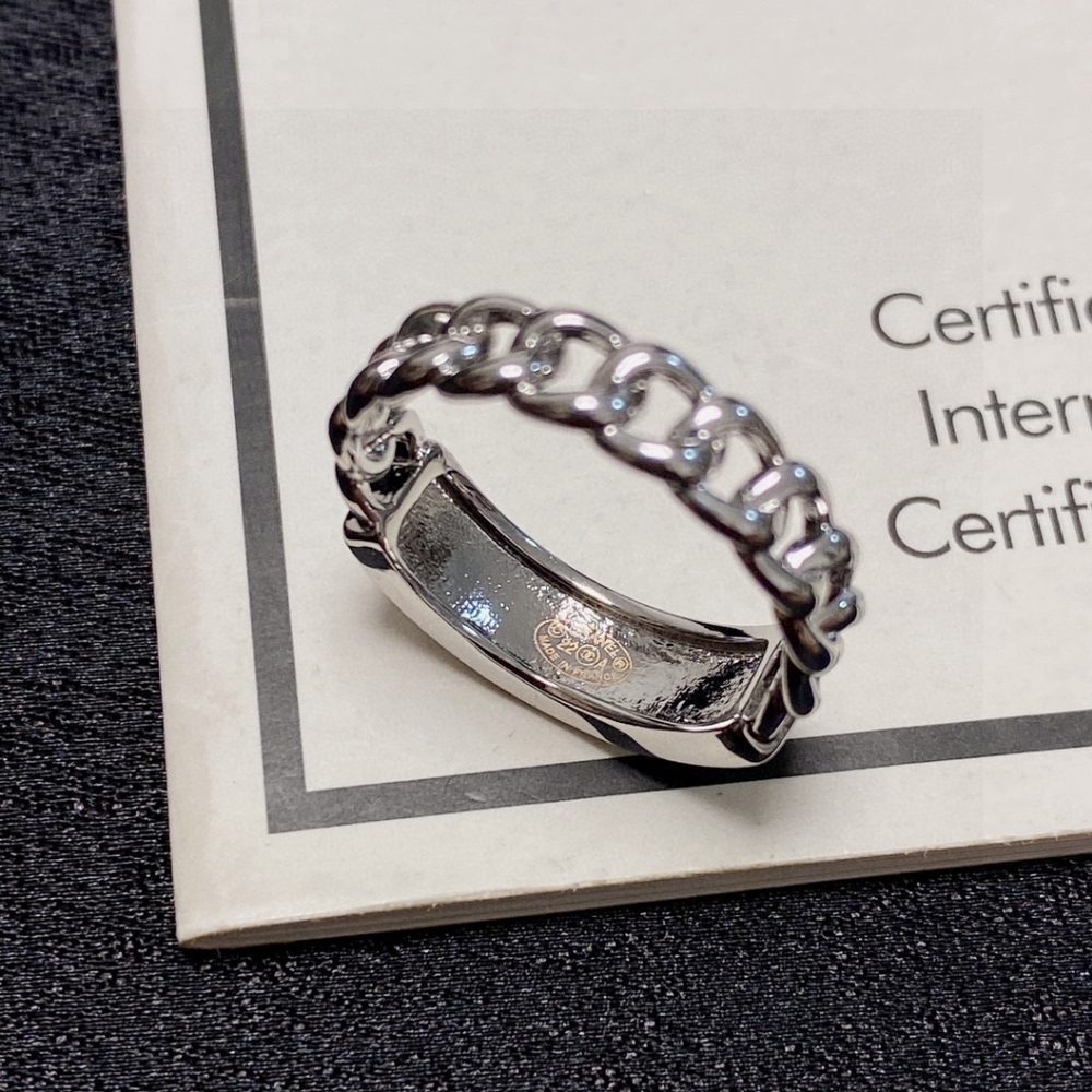 Chanel monogram CC ring set with diamonds - Picture 5 of 5